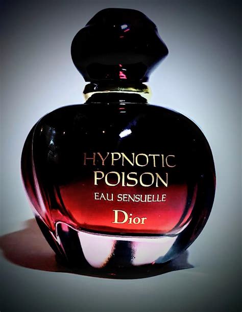 ici paris dior hypnotic poison|Dior Hypnotic Poison eau sensuelle.